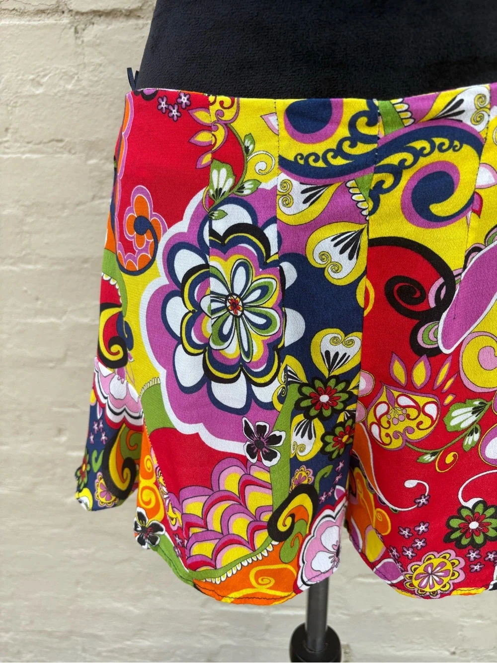 Zara Psychedelic Shorts Sz M